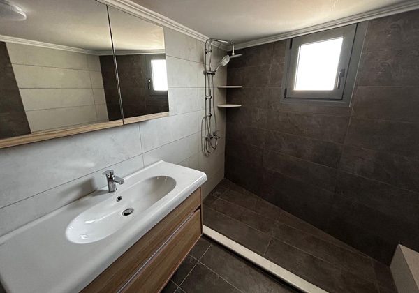 anakainisi-spitiou-2